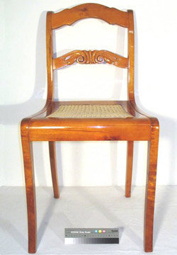 Stuhl nach der Restaurierung