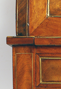 Ferige Restaurierung Furniere